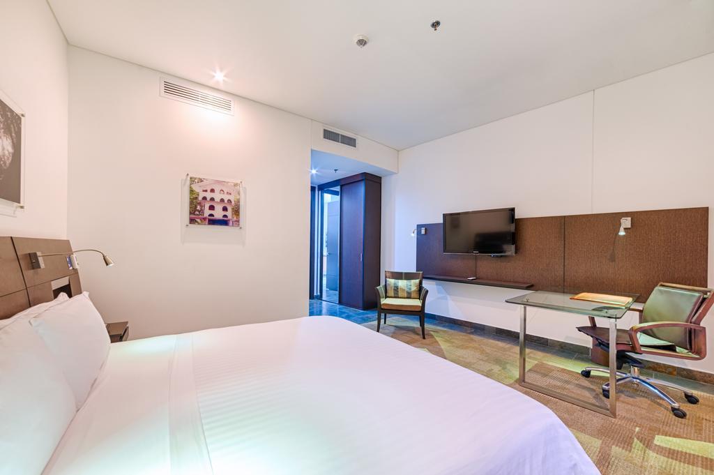Luxury King Room